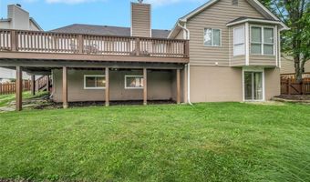 305 Arbor Glen Dr, Ballwin, MO 63021