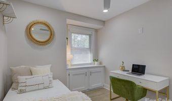 3423 Sudbury Rd, Charlotte, NC 28205