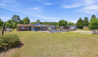 122 Forest Dr, Aberdeen, NC 28315