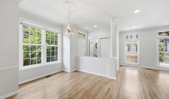 1922 N DANIEL St, Arlington, VA 22201