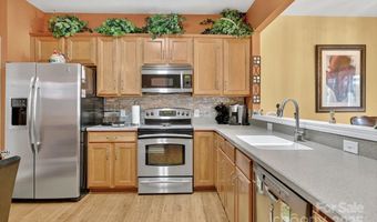 10044 Blakeney Preserve Drive Unit 161/A 161/A, Charlotte, NC 28277
