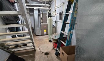 135 N Miles St, Appleton, MN 56208