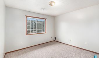 410 N 9th Ave, Brandon, SD 57005