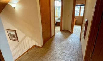 640 LAURISA Ln, Antigo, WI 54409