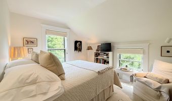 137 Main St, Chester, CT 06412