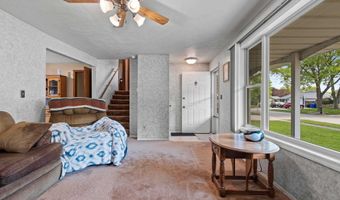 57 SOLAR Cir, Appleton, WI 54915