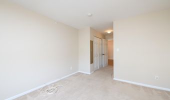 430 Wedgewood Cir, Belford, NJ 07718