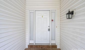 6 Scottish Cir, Asheville, NC 28803