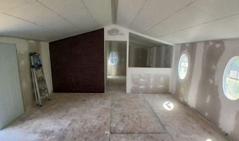 14 Manor Dr, Beattyville, KY 41311