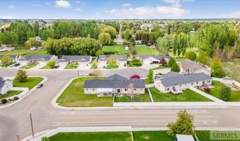 967 Clara Ct, Ammon, ID 83406