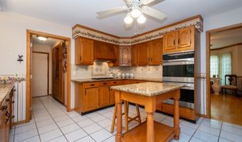 25047 W Palmer Ct, Antioch, IL 60002