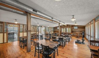 617 Green Blvd, Aurora, IN 47001