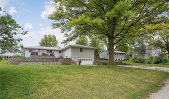712 Adair St, Adair, IA 50002