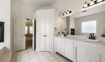 3601 Cliffwood Dr, Alvarado, TX 76009