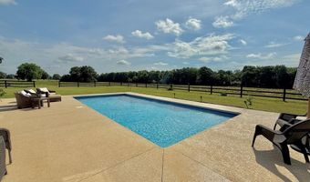 1243 Silcox Rd, Ashford, AL 36312