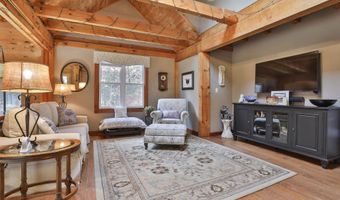 46 Oak Hill Rd, Brookline, NH 03033