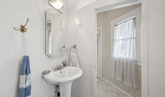 2000 CLINTON Ave, Alameda, CA 94501