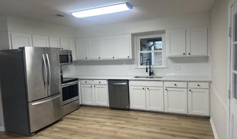 220 River Forest Dr, Boiling Springs, SC 29316