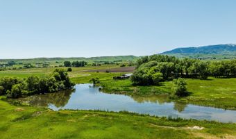 183 185 Rd, Big Horn, WY 82833