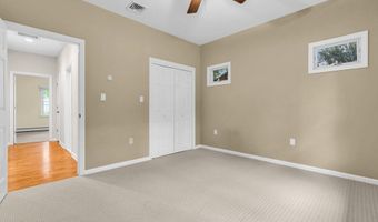 10 Greenwood Pl, Middletown, NJ 07748