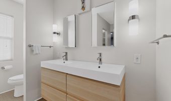 1212 Calle Del Sol NE, Albuquerque, NM 87106