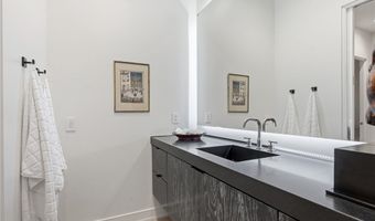 92 Sun Glow Ln, Las Vegas, NV 89135