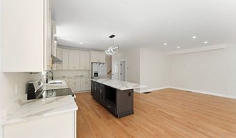 64 Highland Ave A, Attleboro, MA 02703