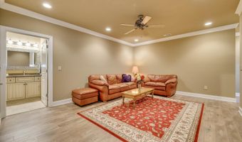 1071 Outrigger Dr, Lincolnton, GA 30817