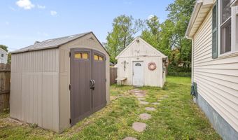 156 Myrtle Ave, Belford, NJ 07718