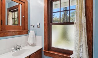 14 WILLIAMS St, Rockville, MD 20850