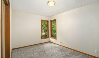 3537 Lake Ridge Ln, Allegan, MI 49010