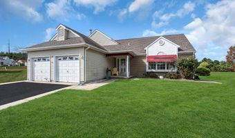 7 Alton Ct, Toms River, NJ 08757