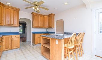 43 Standish Rd, Jamestown, RI 02835