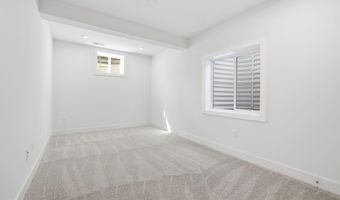 5413 WOODWAY Dr, Alexandria, VA 22310