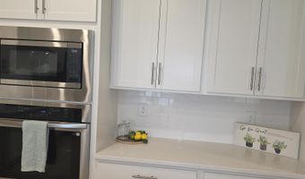 22635 Donahue Dr, Athens, AL 35613