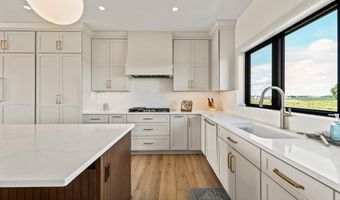 642 Xavier Pl, Ames, IA 50014
