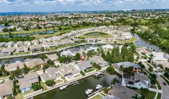 526 ISLEBAY Dr, Apollo Beach, FL 33572