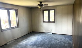 706 SUNSET Dr, Antigo, WI 54409