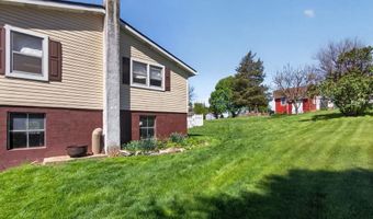 8275 MERTZTOWN Rd, Alburtis, PA 18011