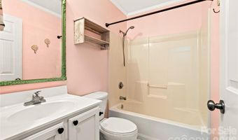 41 Wilmington St, Asheville, NC 28806
