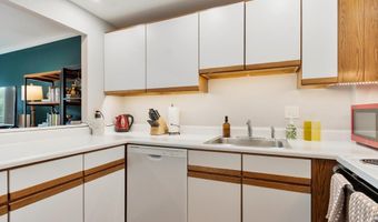 1 Watermill Pl 425, Arlington, MA 02476