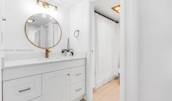 20379 W Country Club Dr 1237, Aventura, FL 33180