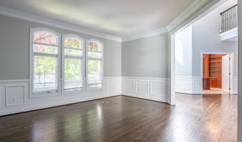20262 KIAWAH ISLAND Dr, Ashburn, VA 20147