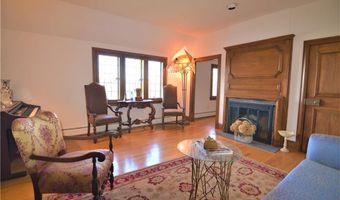 61 Ledge Rd J, Newport, RI 02840