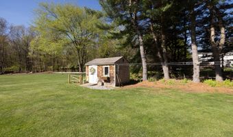 5 Pondside Pl, Cheshire, CT 06410