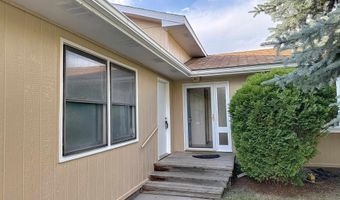 66 Sunset Ave, Buffalo, WY 82834