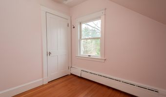 369 Ohio St, Bangor, ME 04401