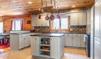 105 Lakewood Dr, Aberdeen, NC 28315