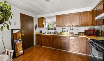 1208 Iowa St, Ashland, OR 97520