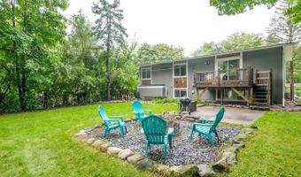 406 Manor Dr, Ann Arbor, MI 48105